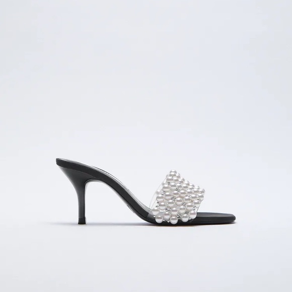 NWT. Zara Faux Pearl Heeled Sandals. Size 6.